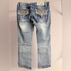 Grace in LA Women’s Denim Capri Pants, Size 26, Faded Blue; Sequins